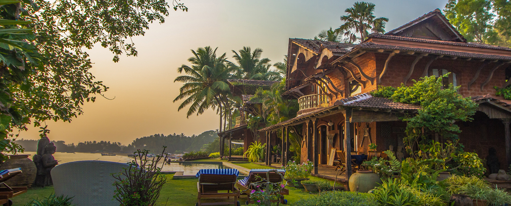 This Summer, Stay Close